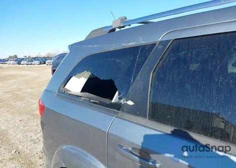 2010 Dodge Journey Sxt из США, поврежденный, VIN 3D4PG5FVXAT197678